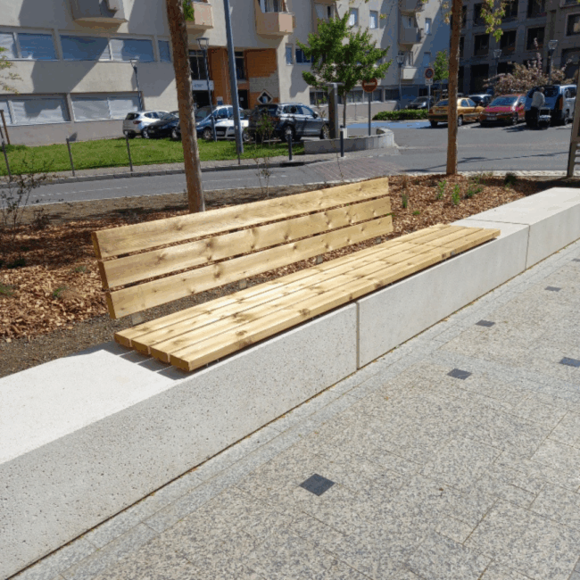 Réalisation - Assise en bois sur bancs béton (3)