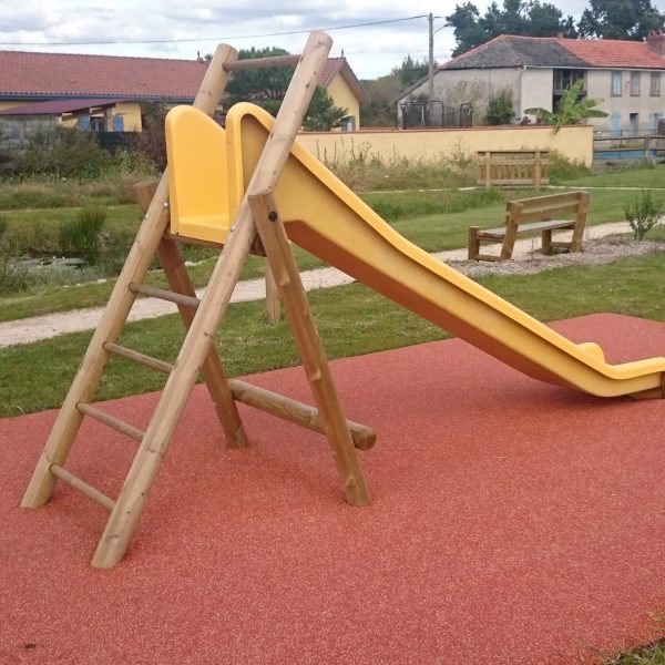 Glissade en toute sécurité. Ne chauffe pas au soleil !