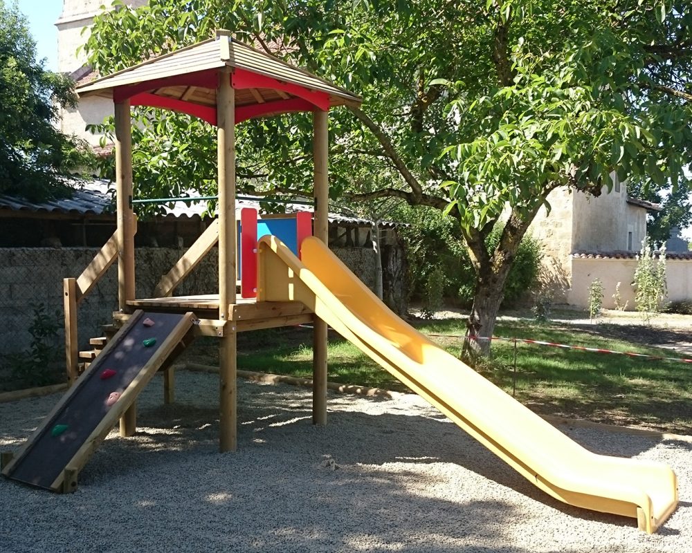 Plateforme de jeux à 70 cm, 120 cm ou 170 cm pour les plus courageux